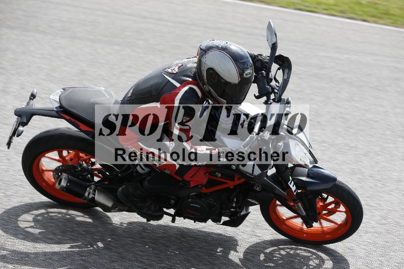 Archiv-2025/10 23.04.2025 Cornu Master School ADR/gruen-vert/36